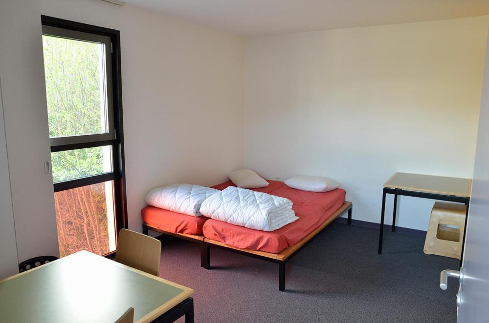 Auberge De Jeunesse De Morlaix Hostel ภายนอก รูปภาพ